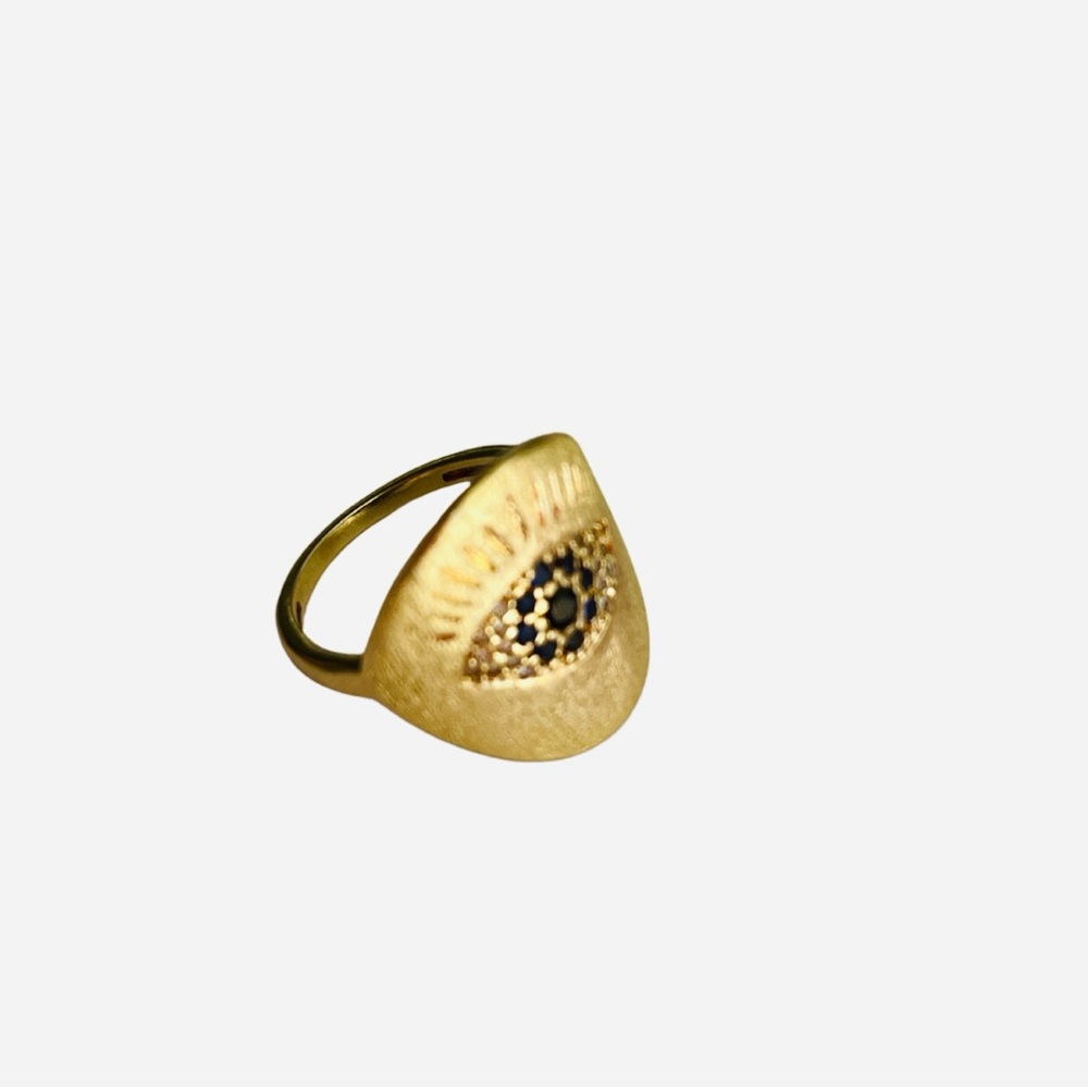 Evil Eye Ring in gold color